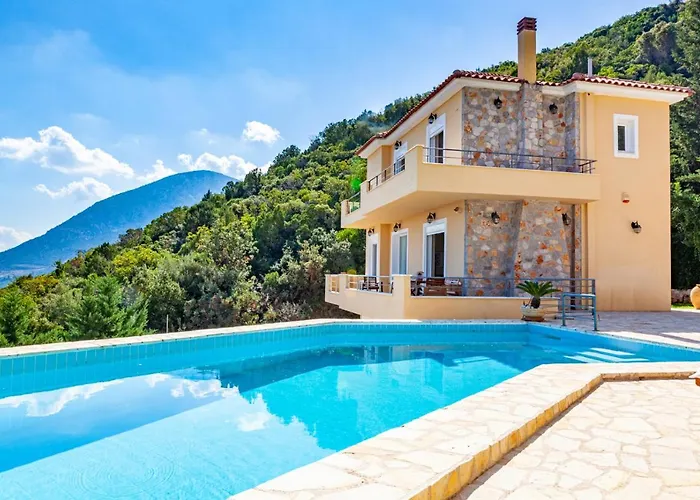 Epidavros Land Antigoni * Epidaurus