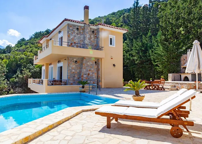 Epidavros Land Antigoni * Epidaurus